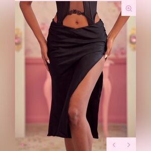 Voight - Alyssa Silk Skirt in Black